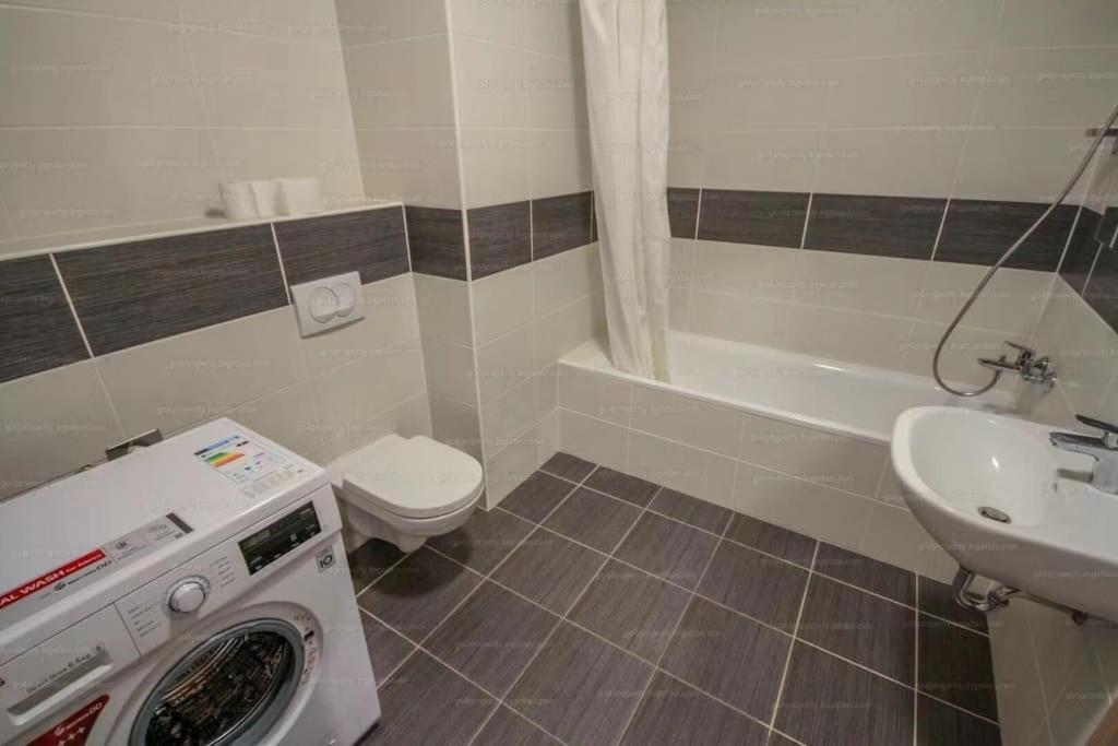 Apartment Corvin Cozy And Peaceful 313 Budapest